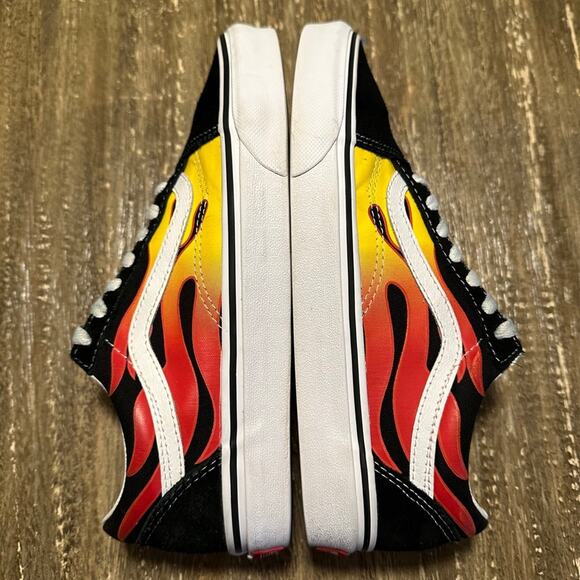 Women’s Vans Old Skool Flame Graphic Sneakers Black, Size 7.5 - Picture 7 of 11